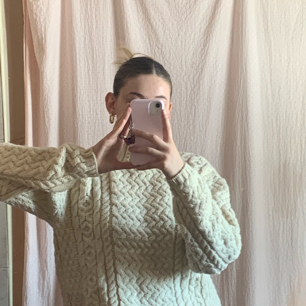 Meet your Posher, Ella